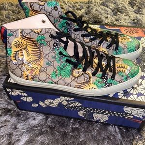 Gucci “Bengal Tiger Supreme” Hi-Top Sneakers